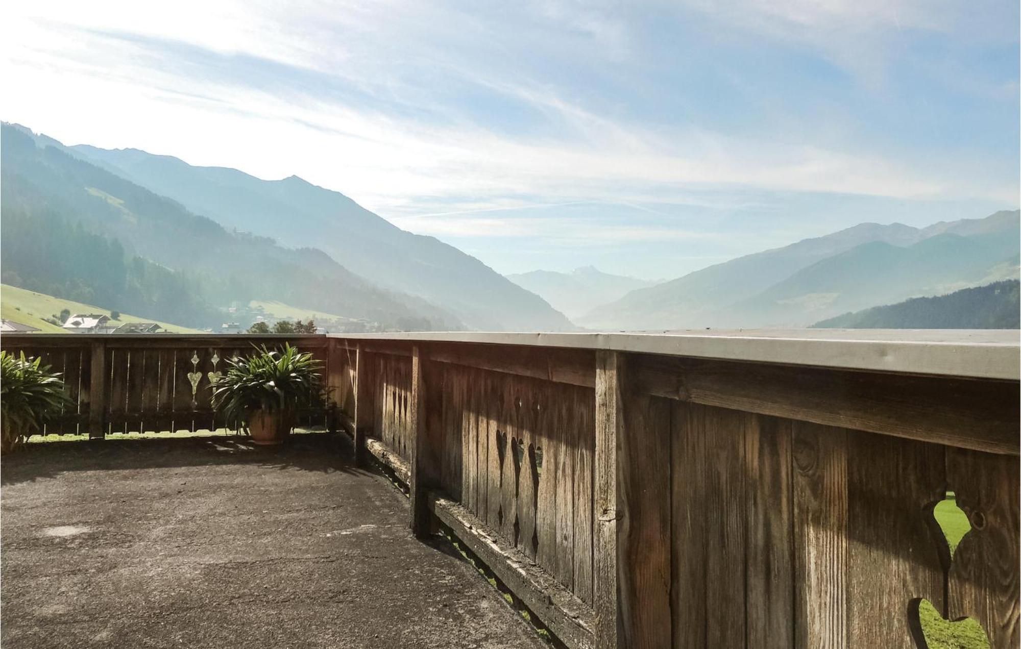 Ferienwohnung Mit Fernblick Bruck am Ziller Exterior foto